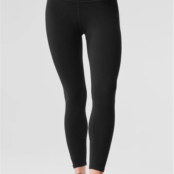 Lululemon Athletica Black Leggings with Stretchy Fit - Picture 5 of 5